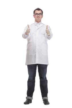 Gözlüklü ve eldivenli yakışıklı bir doktorun portresi.