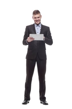 Dijital tabletli mutlu genç iş adamı .