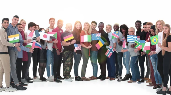 Gruppe multiethnischer Geschäftsleute, die im Büro stehen — Stockfoto