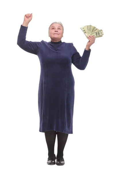手にお金を持って笑みを浮かべている老婦人の肖像 — ストック写真