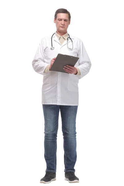 Glücklicher Arzt mit Stethoskop und Klemmbrett — Stockfoto