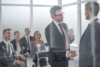 karşılıklı iş ortakları toplantısında İşbirliği Konferansı room.the kavramı