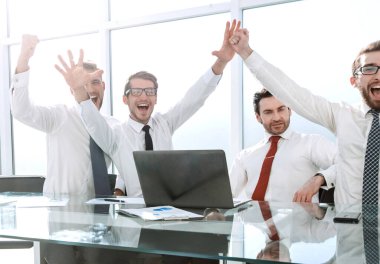 başarılı bir şekilde başlatılması onların success.the kavramı gösterilen mutlu takım
