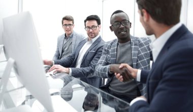 project.successful uluslararası iş tartışırken sonra karşılıklı iş ortakları