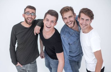 Üst Manzara... Bir grup mutlu genç adam kameraya bakıyor.