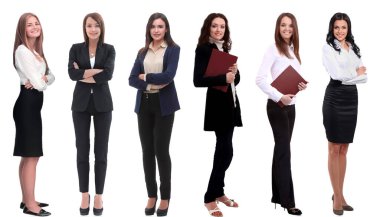 Beyaz arka planda izole edilmiş genç iş kadınlarının tam boy portrelerinin koleksiyonu