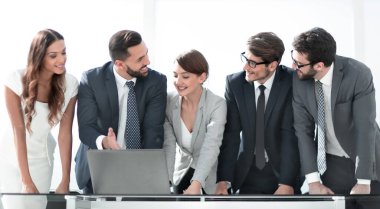 iş takım online information.business ve teknoloji tartışıyor