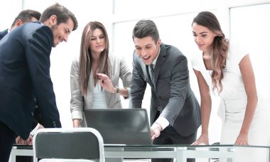 iş takım çalışması dizüstü screen.the kavramı arıyor