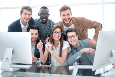 workplace.photo kopya alanı ile başarılı bir iş takımda portresi