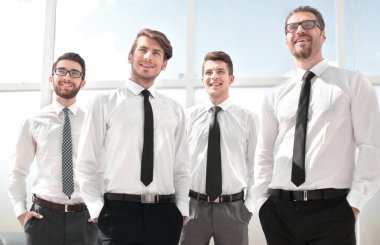 pencerenin duran başarılı iş insanlar grubudur. iş kavramı