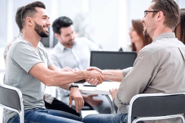 up.Handshake çalışan Resepsiyon kapatmak