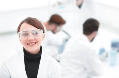 Laboratuvar background.photo kopya alanı ile bilim adamı portresi