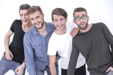 Beyaz arka planda birlikte gülümseyen insanların yakın çekimi