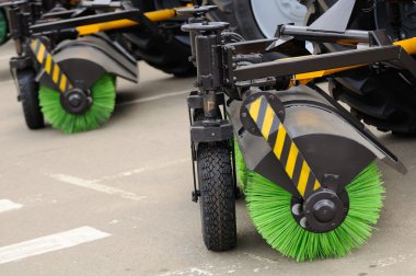 sokak süpürme aracı süpürgeler