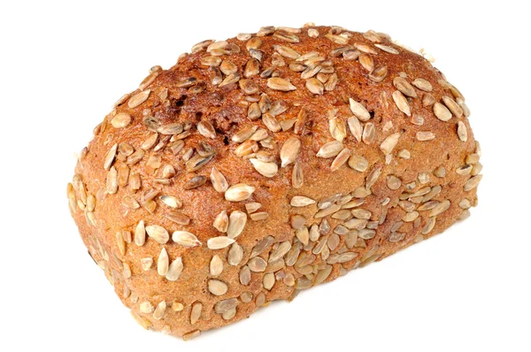 Bruin brood met zonnebloempitten geïsoleerd op witte achtergrond — Stockfoto