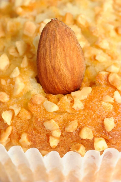 Almond on Nut Muffin Close-Up — Stock Photo, Image
