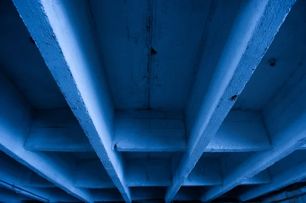 Undersidan av betongbro — Stockfoto