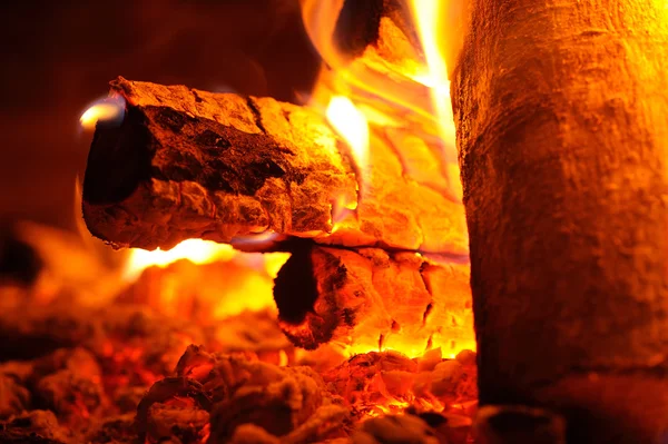 Burning Wood in Fireplace — Stock Photo, Image