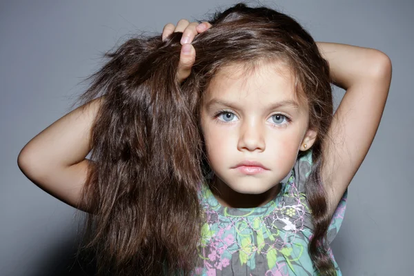 Mode schöne kleine Mädchen — Stockfoto