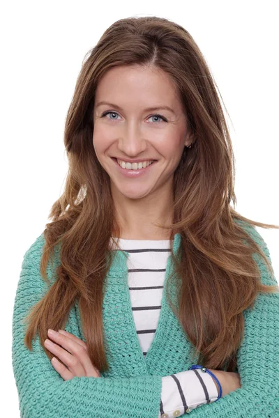 Ritratto di una bella donna felice in giacca a maglia — Foto Stock