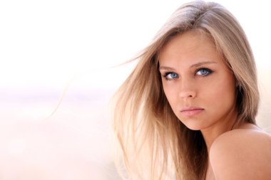 Güzel genç bayan..