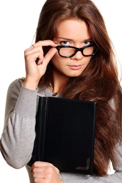 Retrato de la joven con el diario registro en las manos — Foto de Stock