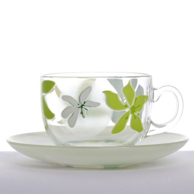 bir çay bardağı