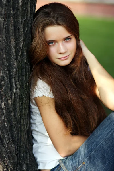 Closeup portrait of a happy young woman — Stock Photo, Image