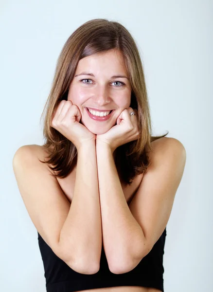 Feliz joven mujer sonriendo — Foto de Stock