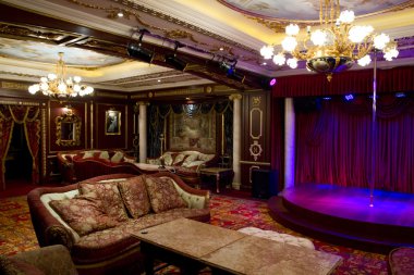 bir gece kulübü eğlence sahnede