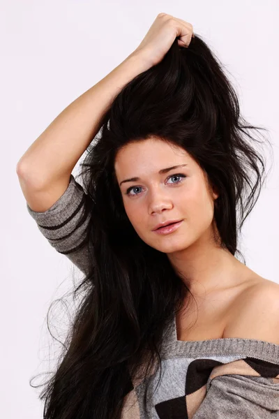 Retrato de glamour de uma mulher bonita — Fotografia de Stock