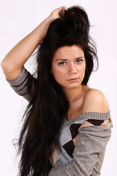 Retrato de glamour de uma mulher bonita — Fotografia de Stock