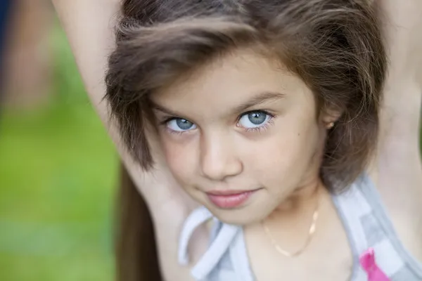 Portrait of beautiful little girl — Stock Photo, Image