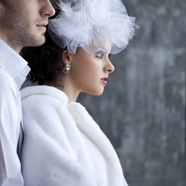 Gangster and the lady in a romantic moment — Stock Photo, Image