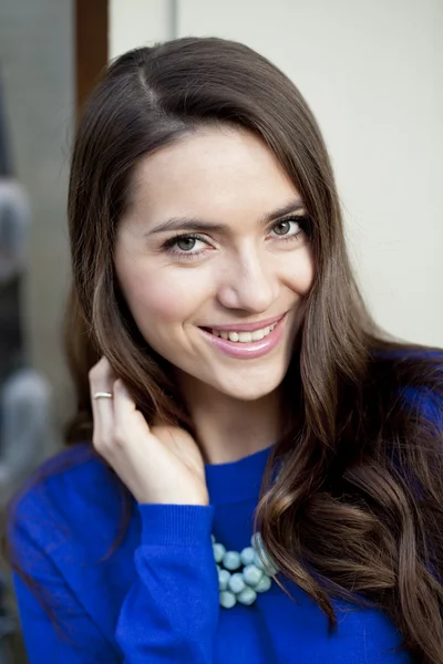 Retrato de mulher bonita — Fotografia de Stock