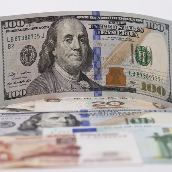 New banknote hundred dollars — Stock Photo, Image