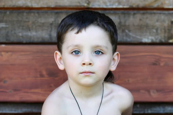 Retrato de belo menino — Fotografia de Stock