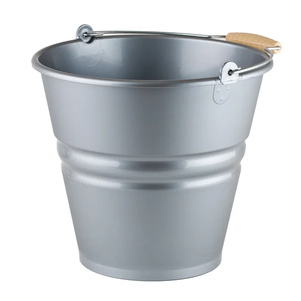 Um balde vazio no fundo branco — Fotografia de Stock