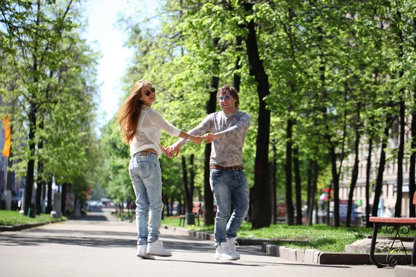 Amantes de pareja —  Fotos de Stock