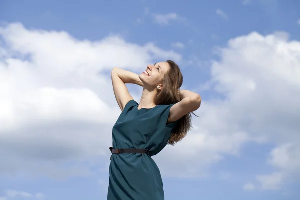 Young woman enjoying life — Stock Photo, Image