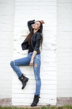 Güzel bir kadının portresi.