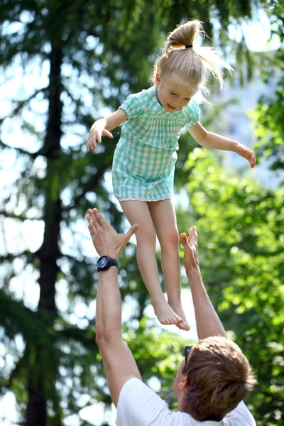 Padre e bambina — Foto Stock