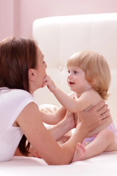 Kleines Mädchen — Stockfoto