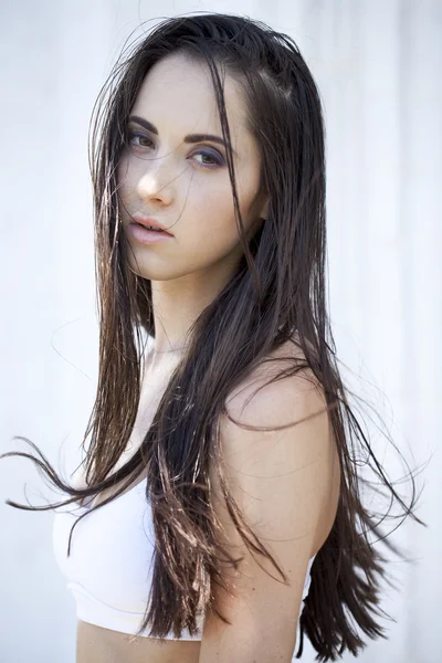 Beautiful woman wet hair — Stock Photo, Image