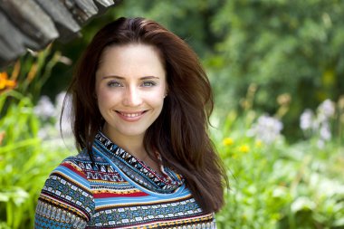 Genç güzel kadın.