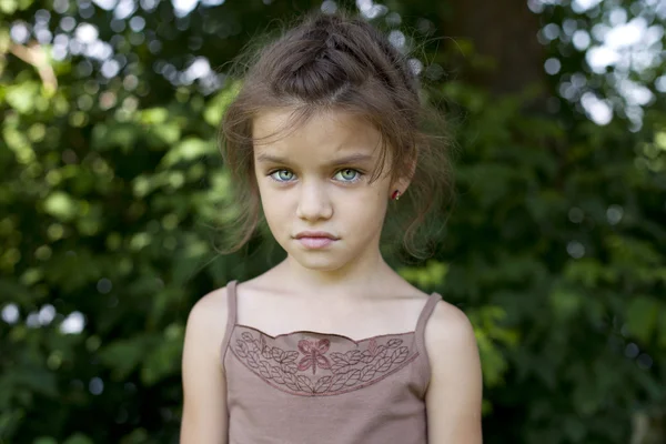 Close up portrait of a pretty liitle girl — Stock Photo, Image