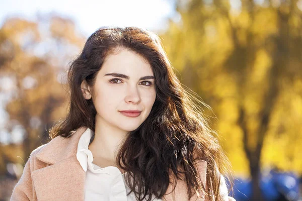 Close Portrait Young Beautiful Brunette Woman Beige Coat Autumn Park — Stock Photo, Image