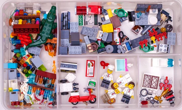 RUSSIA, SAMARA, 20 Kasım 2021 - Lego inşaatçısı detayları