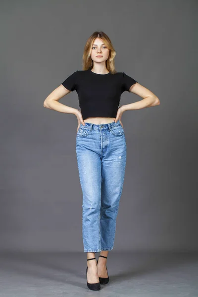 Full Body Portret Van Een Jong Mooi Blond Model Blauwe — Stockfoto