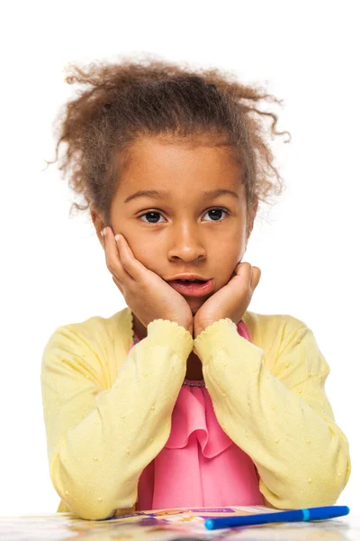 Portret Van Een Jong Meisje Witte Geïsoleerde Achtergrond — Stockfoto